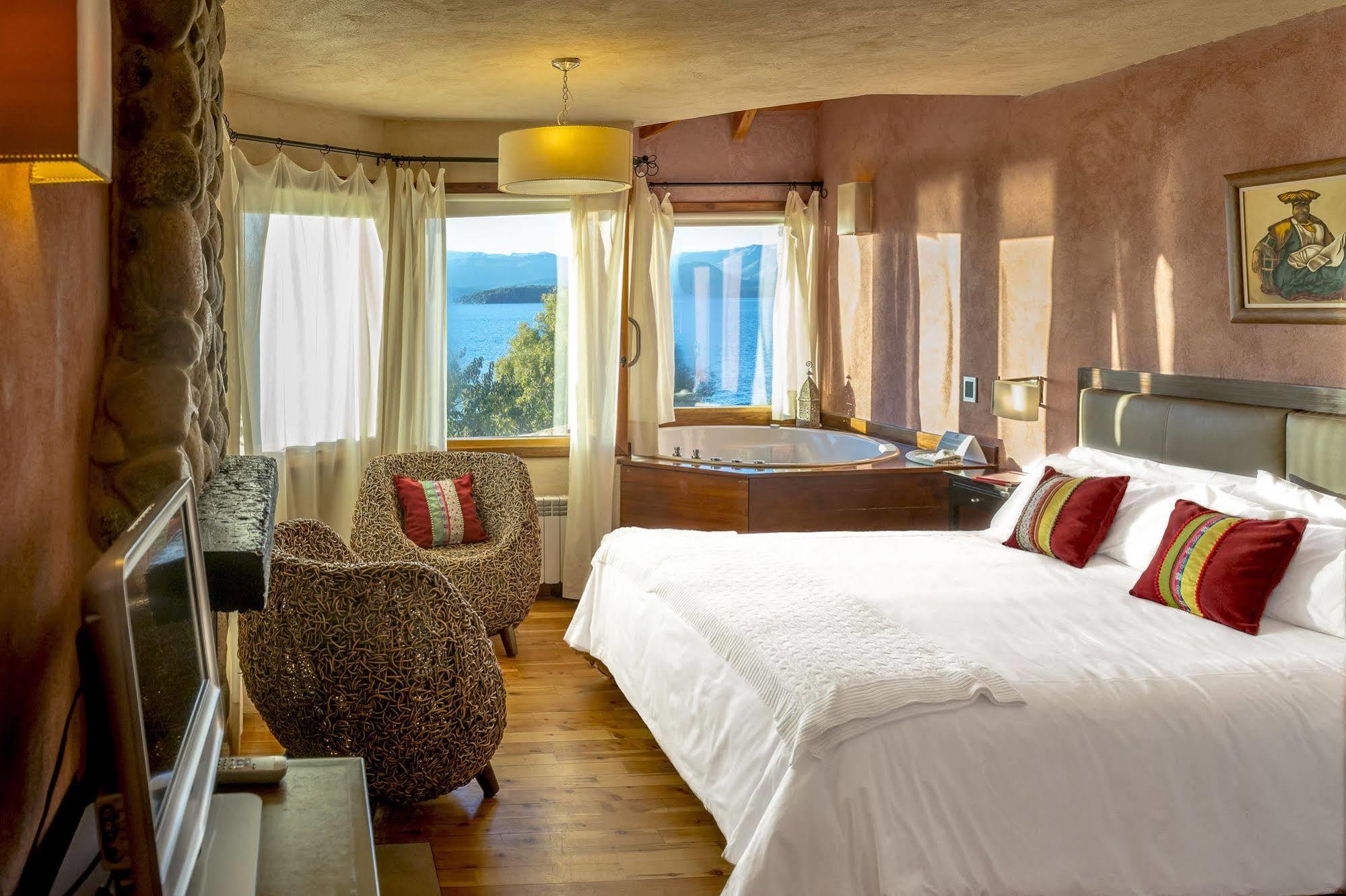 Lirolay Suites - Apart Hotel San Carlos de Bariloche Exterior photo